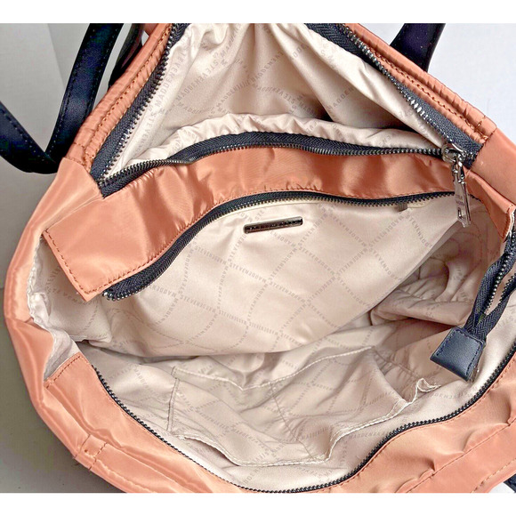 Steve Madden Large Quilted Tote Bag Purse Logo Pink Blush & Accessory Bag - Picture 16 of 16